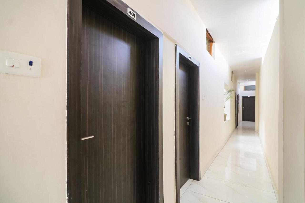 OYO 28789 Hotel Adarsh Bilāspur Exteriör bild