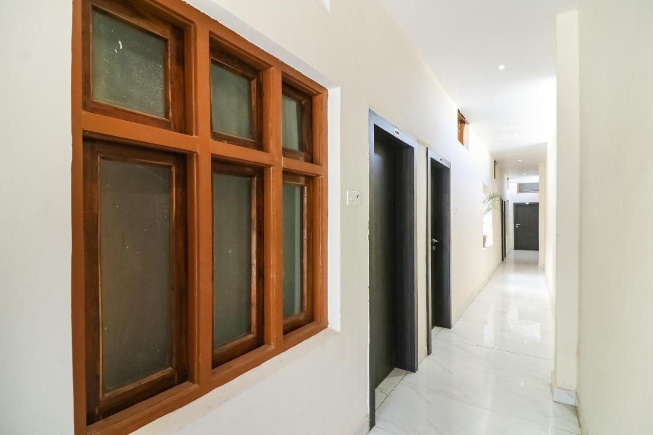 OYO 28789 Hotel Adarsh Bilāspur Exteriör bild
